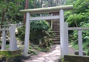 御岩神社かびれ神宮参拝