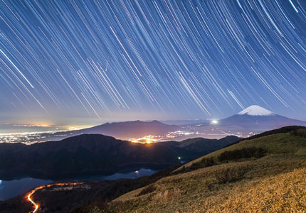 箱根神社と星空観賞バスツアーの画像