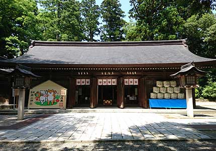 立山の雄山三神社を巡る 峰本社登拝コース