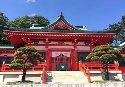 宝徳寺と紅葉のわたらせ渓谷鉄道