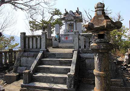 三峯神社の奥宮参拝ツアー